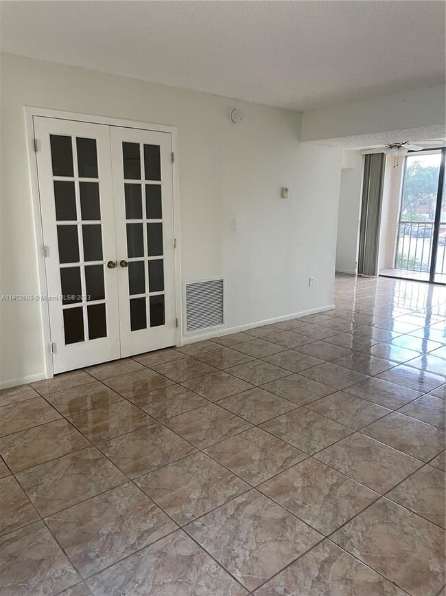 8005 SW 107th Ave, Unit 206 in Miami, FL - Building Photo - Building Photo