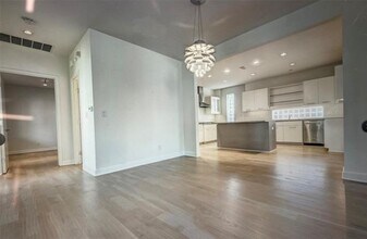3506 Cragmont Ave in Dallas, TX - Building Photo - Building Photo