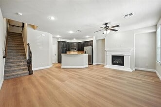 4236 Charles St in Carrollton, TX - Building Photo - Building Photo