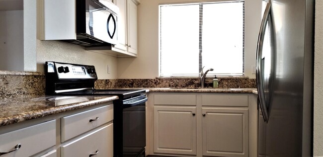 10301 N 70th St in Paradise Valley, AZ - Building Photo - Building Photo