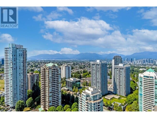 property at 5987-5987 Wilson Ave