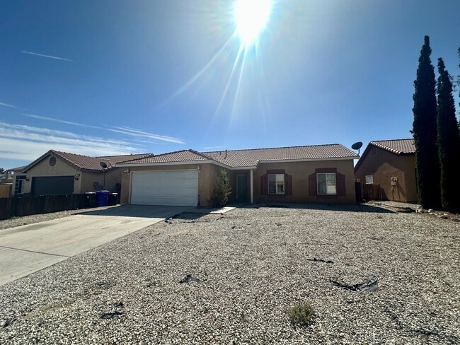 11017 Pemberton Way in Adelanto, CA - Building Photo - Building Photo