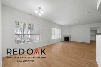 939 Palm Ave in West Hollywood, CA - Building Photo - Building Photo