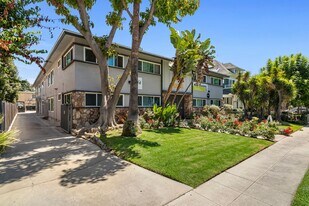 Trojan House in Los Angeles, CA - Building Photo