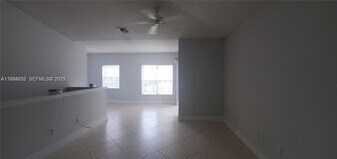 10288 Fox Trail Rd S in Royal Palm Beach, FL - Building Photo