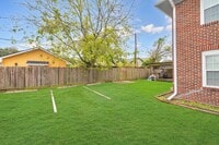 4114 Lamar St photo'