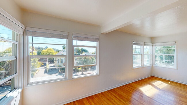 property at 1315 Lincoln Ave
