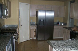 15007 Kingsbridge Way in Houston, TX - Building Photo - Building Photo