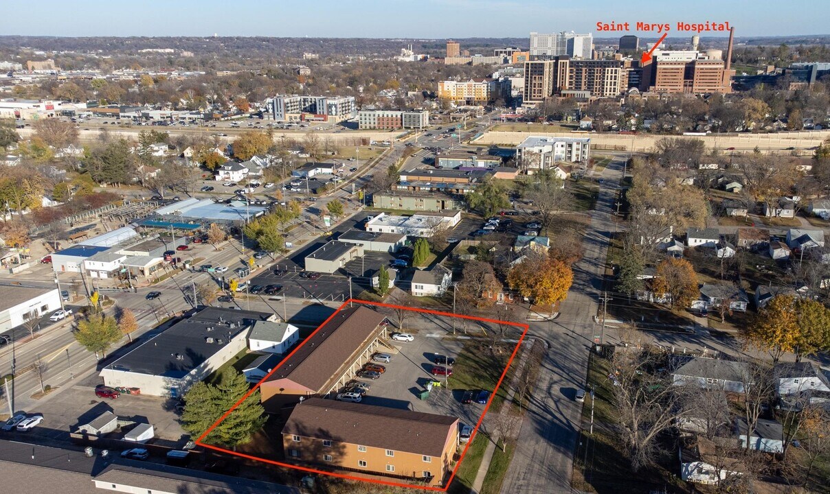 2nd St Flats in Rochester, MN - Building Photo