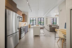 1133 14th St NW in Washington, DC - Building Photo