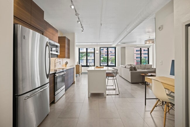 property at 1133 14th St NW