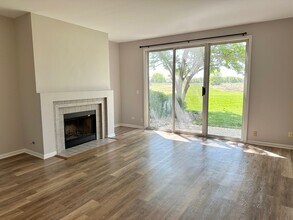 179 Polaris Dr in Lake In The Hills, IL - Building Photo - Building Photo