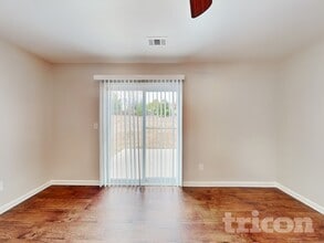 8755 Longnor St in Charlotte, NC - Building Photo - Building Photo