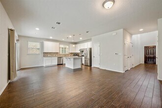 10612 Turnbull Loop in Austin, TX - Building Photo - Building Photo