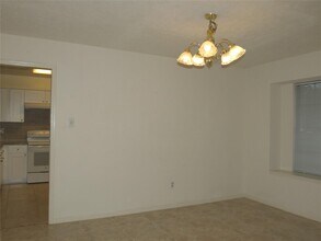2915 N Blue Meadow Cir in Sugar Land, TX - Building Photo - Building Photo