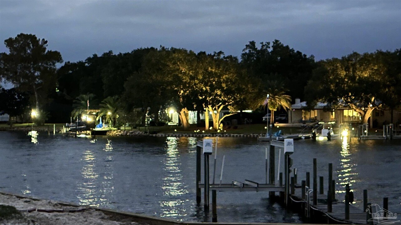 433 Calhoun Ave in Destin, FL - Foto de edificio