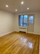 4930 Edouard Montpetit Blvd in Montréal, QC - Building Photo - Building Photo