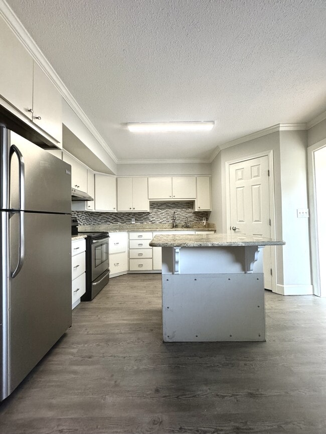 property at 3504 Lewis Ln
