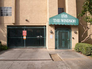 The Windsor in Santa Ana, CA - Building Photo - Building Photo