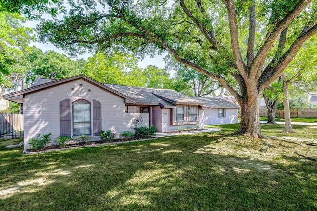 9218 Hammerly Blvd in Houston, TX - Building Photo - Building Photo