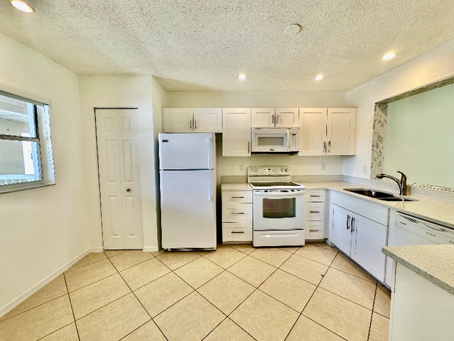 property at 709 Landover Cir