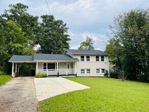2270 Miriam Ln, Unit Main House in Decatur, GA - Building Photo - Building Photo