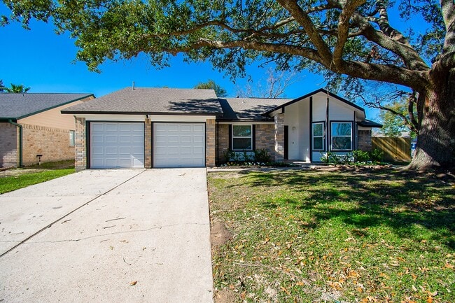 property at 16419 N Bend Dr