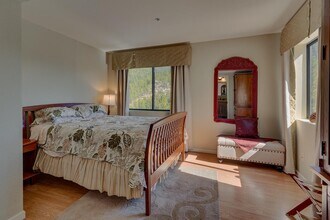 400 Fairview Blvd in Incline Village, NV - Building Photo - Building Photo