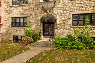 416 Saint-Joseph O in Montréal, QC - Building Photo