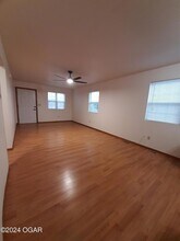 2315 Bird Ave in Joplin, MO - Building Photo - Building Photo