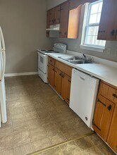 141 Carolina Ln, Unit E in Tazewell, VA - Building Photo - Building Photo