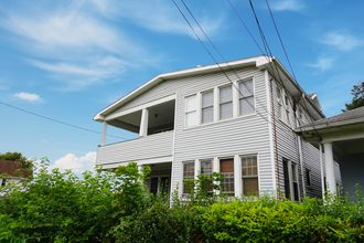 2626 Grandview Ave in McKeesport, PA - Building Photo - Building Photo