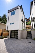 3447 22nd Ave W in Seattle, WA - Building Photo