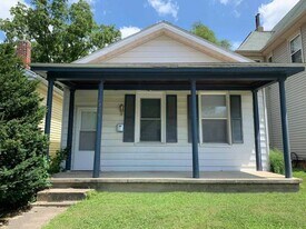 921 N 10th St in Lafayette, IN - Building Photo