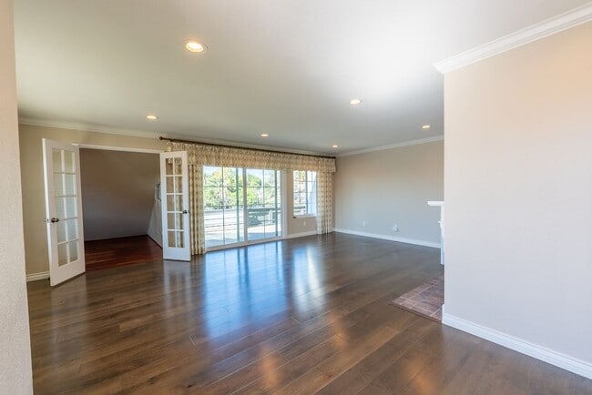 1019 Lakeview Terrace in Azusa, CA - Building Photo - Building Photo