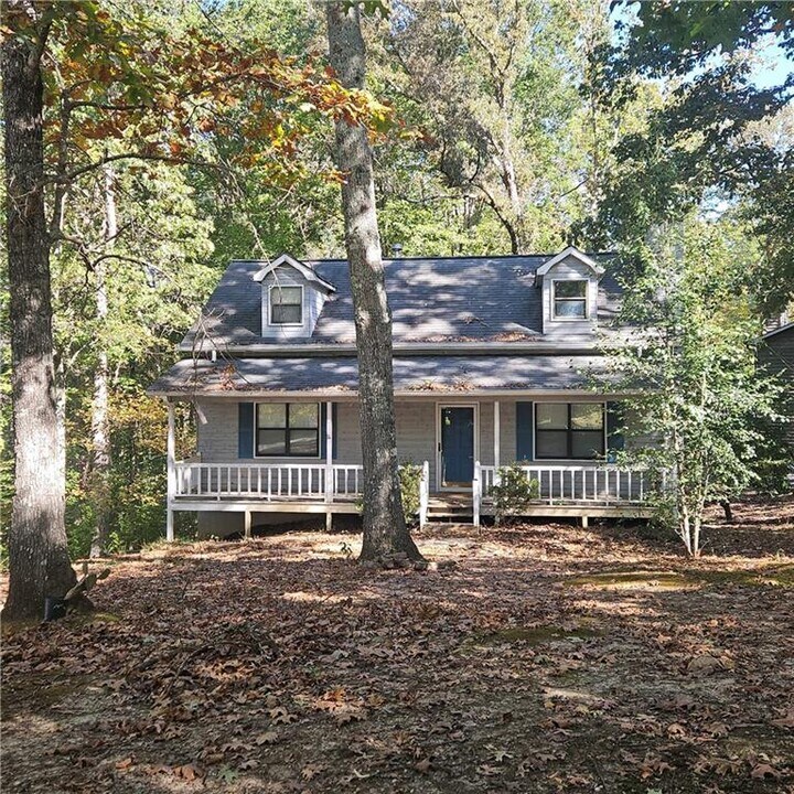20 Brooks Ln in Dallas, GA - Building Photo