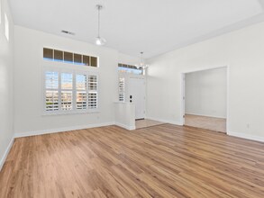 1730 Glen Cove Ct in Reno, NV - Building Photo - Building Photo