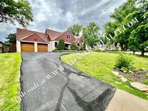 5404 Chadwick St in Fairway, KS - Building Photo - Building Photo