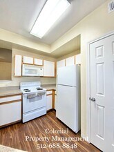 2320 Gracy Farms Ln in Austin, TX - Building Photo - Building Photo