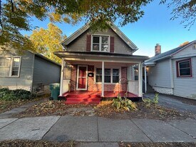 170 Benton St in Rochester, NY - Building Photo