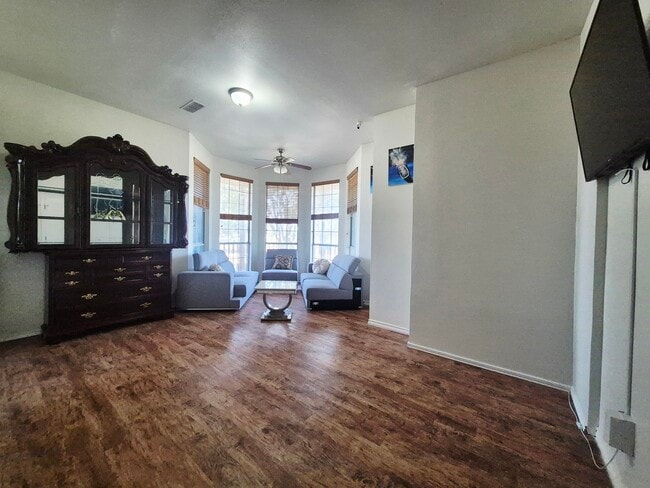 6712 Sundance Cir in Joshua, TX - Building Photo - Building Photo