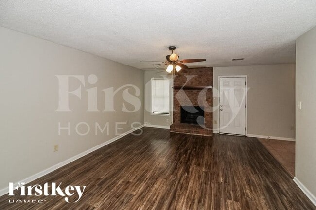 6614 Red Birch Dr in Memphis, TN - Building Photo - Building Photo