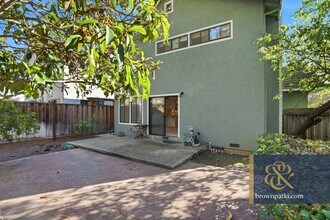 247 O' Connor St in Menlo Park, CA - Building Photo - Building Photo