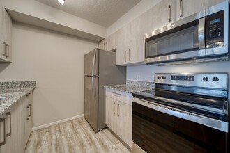 4641-4128 128 Ave NE in Calgary, AB - Building Photo - Building Photo