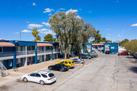 Buenas @ 1310 Apartments in Tucson, AZ - Foto de edificio - Building Photo