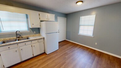 119 Nann St in Enterprise, AL - Building Photo - Building Photo