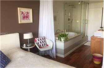 780 NE 69th St-Unit -1510 in Miami, FL - Building Photo - Building Photo