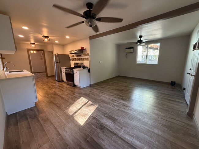 property at 2661 Newell St