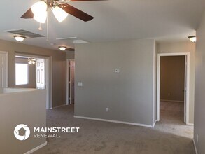 7418 W St Catherine Ave in Phoenix, AZ - Building Photo - Building Photo