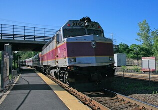 Metro at Wilmington Station in Wilmington, MA - Foto de edificio - Building Photo